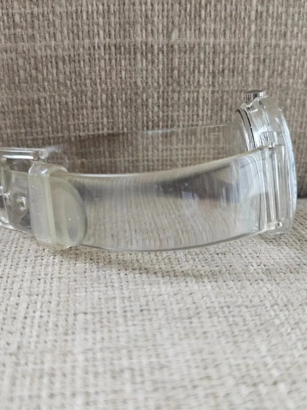 Vintage Armitron Women Wristwatch Bugs Bunny Looney Tune Clear Band Analog watch